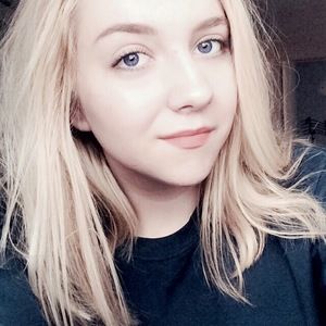 Meet your Posher, Hayley