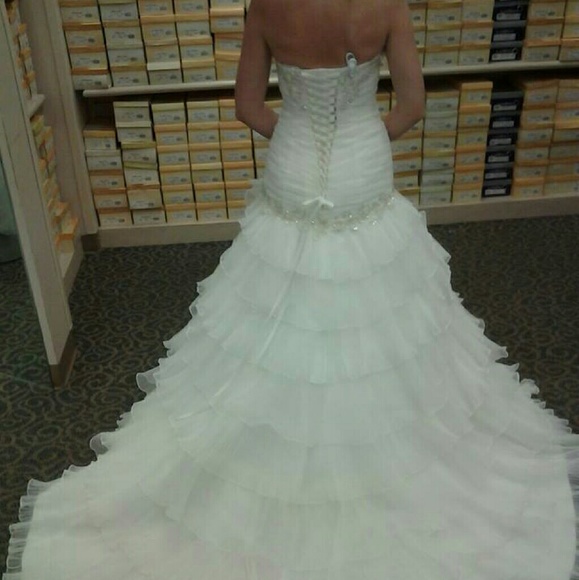 Wedding Gown - Picture 2 of 4