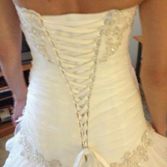 Wedding Gown - Picture 3 of 4