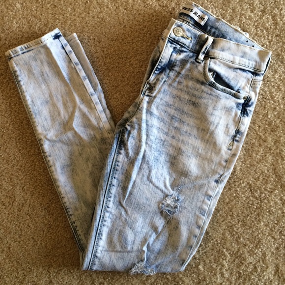 Express Acid Wash Distressed Denim Legging size 8