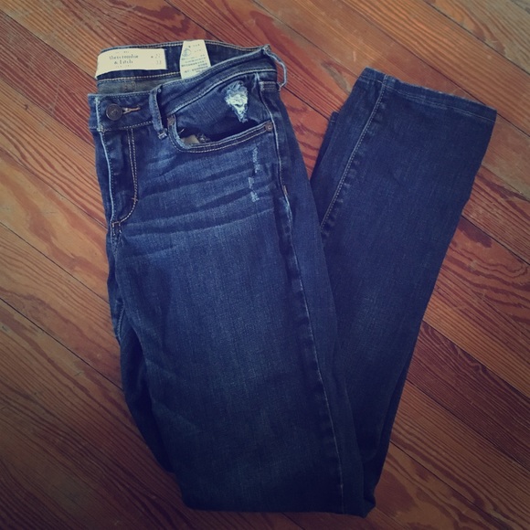 Abercrombie & Fitch skinny jeans size 4R 27w