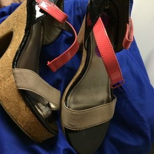 Sandals very comfortable ....