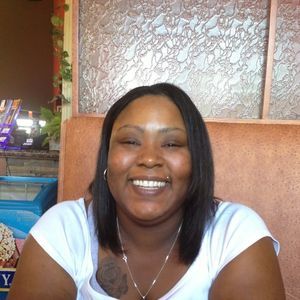 Meet your Posher, Sharonda