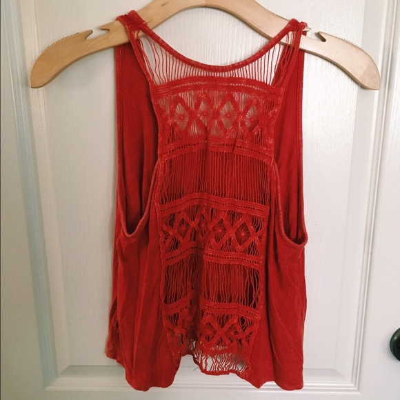Red Crop Tank Top with Cute Back Pattern - Picture 1 of 2