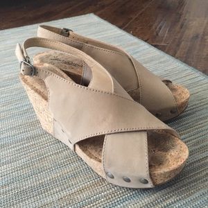 Lucky Brand suede wedges