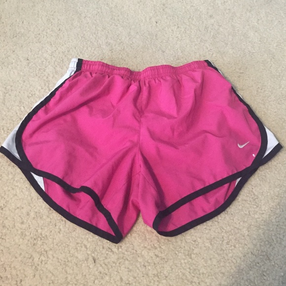Nike Dri-Fit GIRLS shorts-size youth large