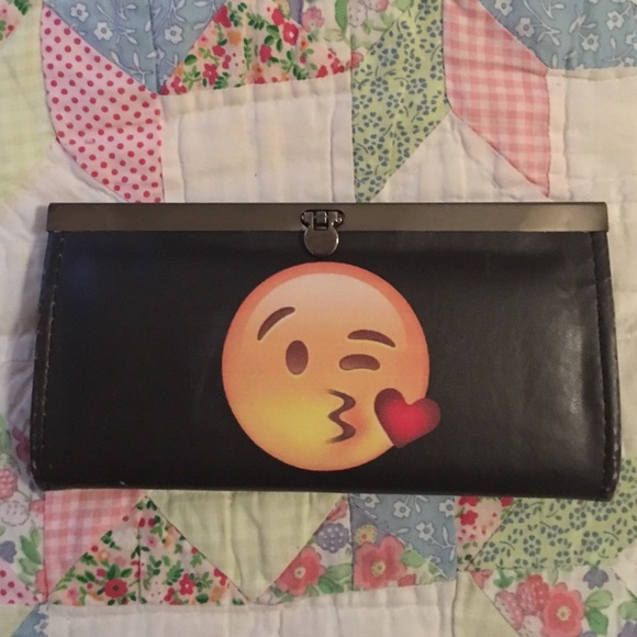 Heart Emoji Wallet