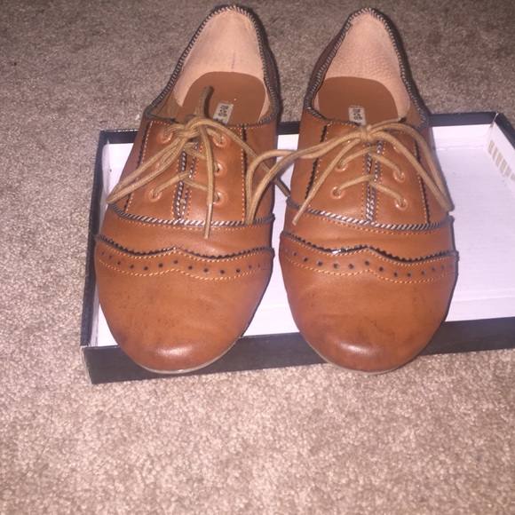 Tan espadrilles