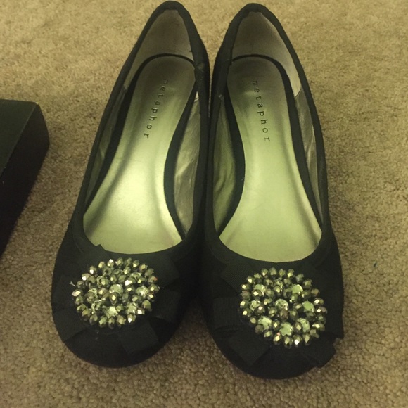 Dressy shoes