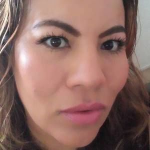 Meet your Posher, Elena