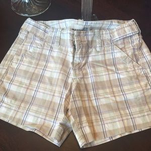 Beige plaid shorts