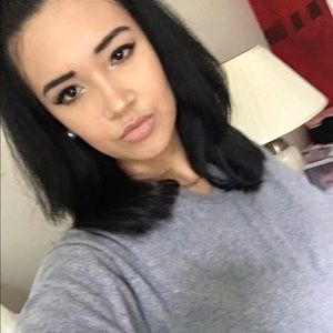 Meet your Posher, Lolita