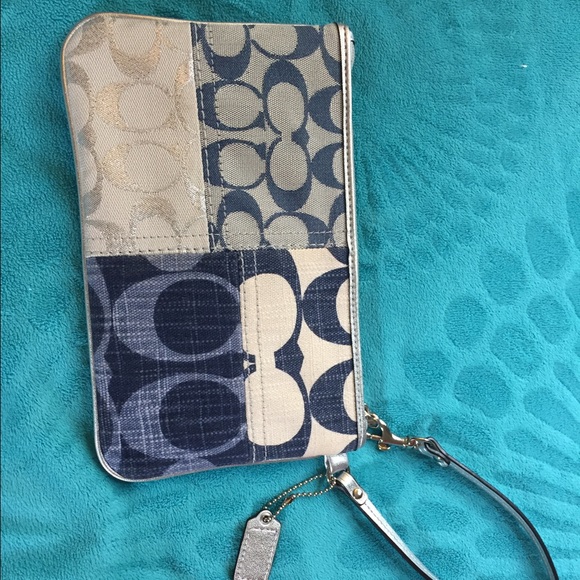 Coach Wristlet - Picture 3 of 3