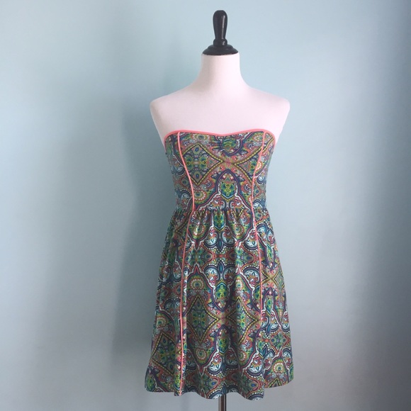 Xhilaration Dresses & Skirts - Paisley Strapless Dress