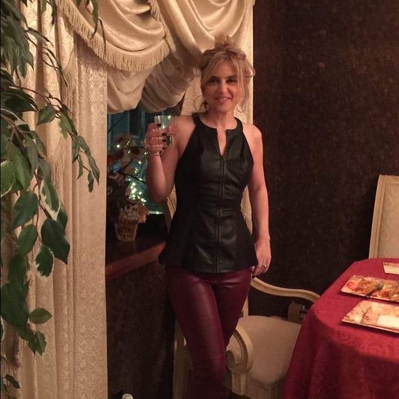 Meet your Posher, Pamela - Picture 2 of 10