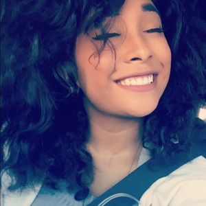 Meet your Posher, Khadijah