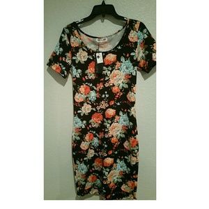 TOMS WARE FLORAL DRESS