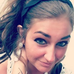 Meet your Posher, Tiffany