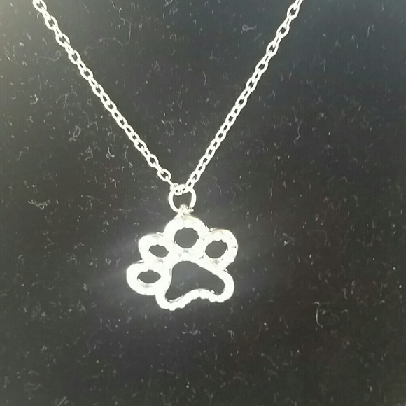 SALE! Beautiful paw print crystal necklace. - Picture 3 of 5
