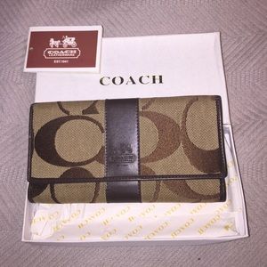 Coach wallet