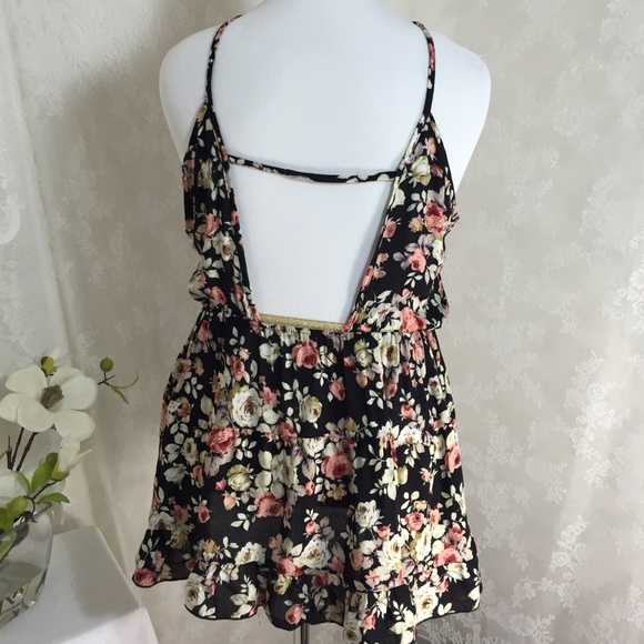 Strips tunic with floral print. - Picture 4 of 4