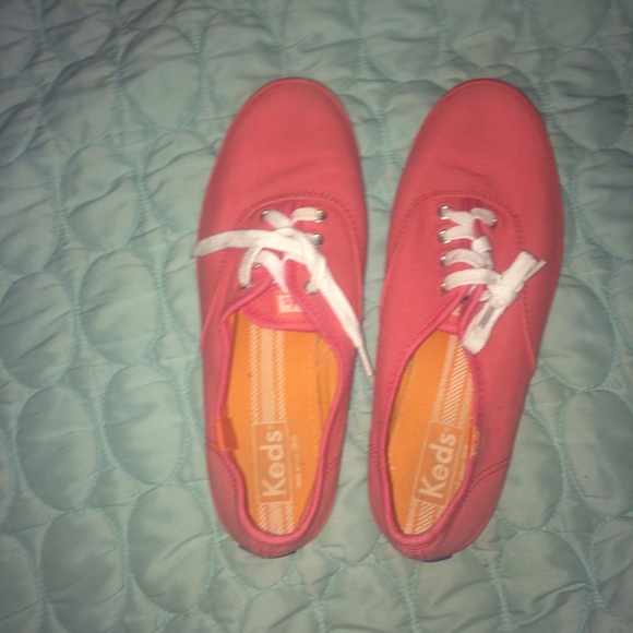 Pink size 8 keds
