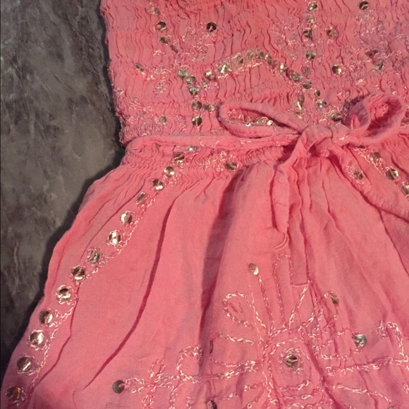 Pink sequined dress - Picture 1 of 2