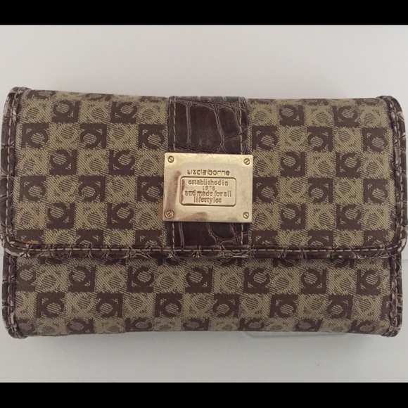 Liz Claiborne Wallet