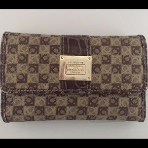 Liz Claiborne Wallet