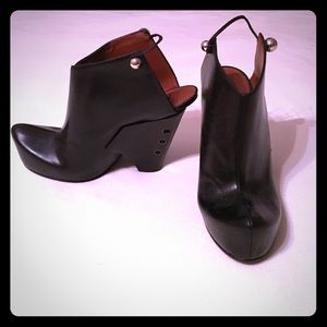 Marc Jacobs Runway wedge