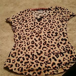 Leopard print top size xs