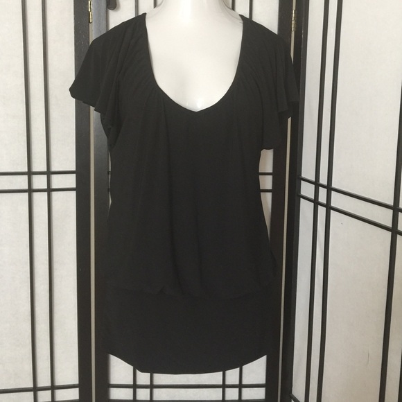 Black short sleeve dress
