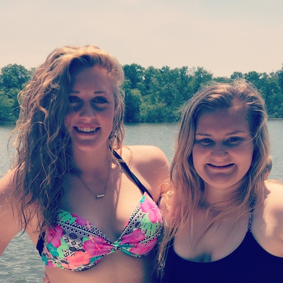 Meet your Posher, Riley