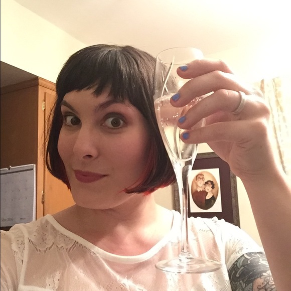 Meet your Posher, Caroline