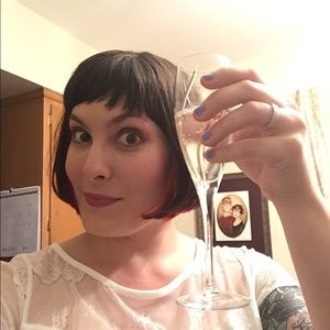 Meet your Posher, Caroline