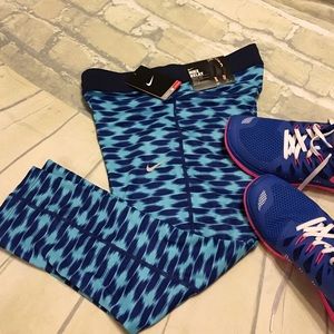 NWT Nike Tight