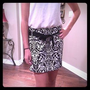 White House Black Market Skort Size 2