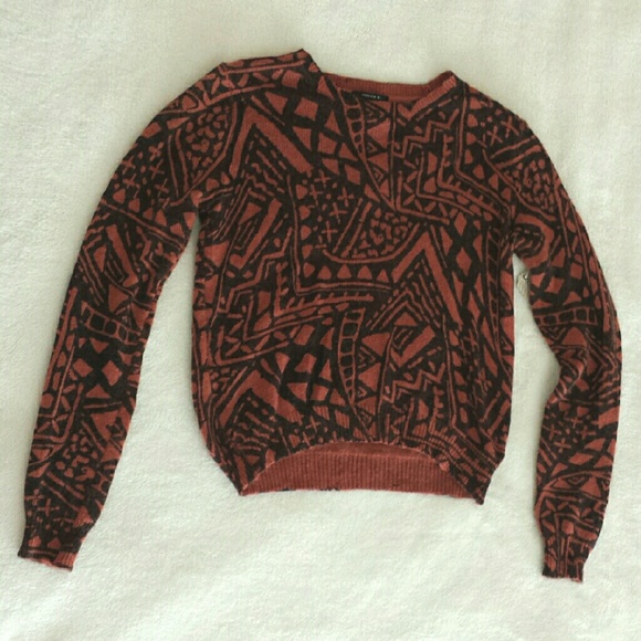 NEW Forever 21 Patterend Sweater