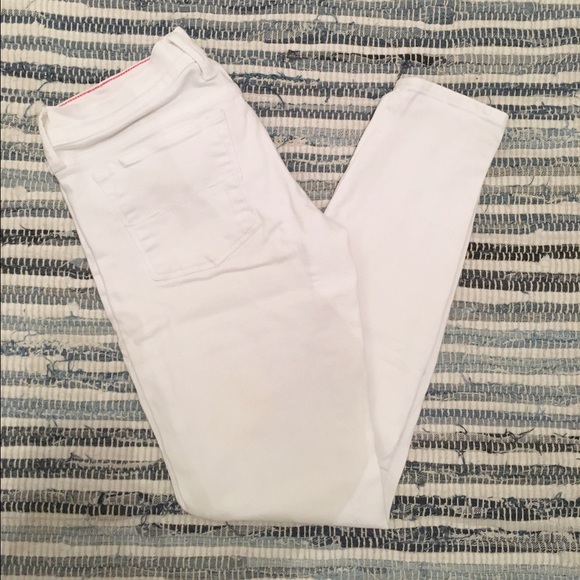 Discounted shipping 1 Hr! Lucky Brand Charlie