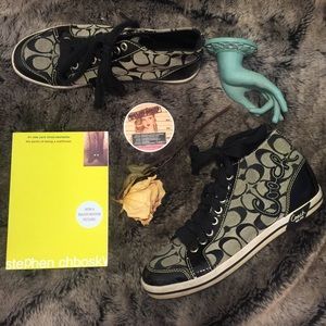 ✨COACH high top sneakers