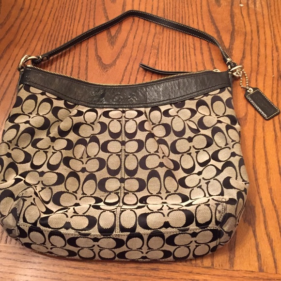 Shoulder bag