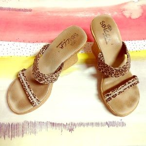 Leopard print wedges