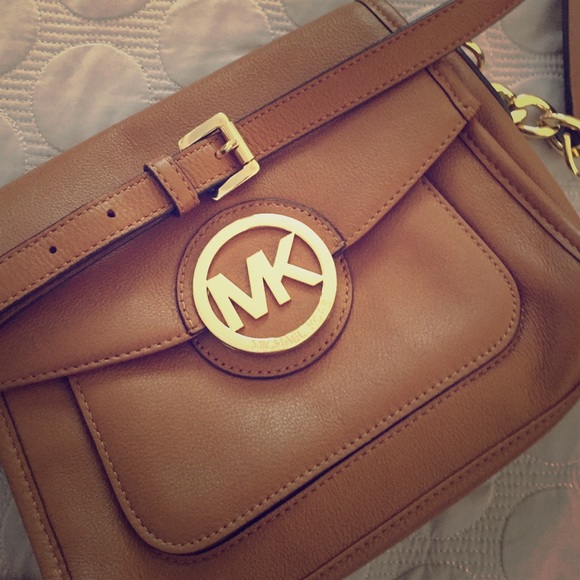 Shoulder bag
