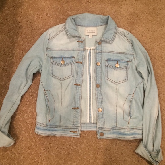 Hinge denim jacket