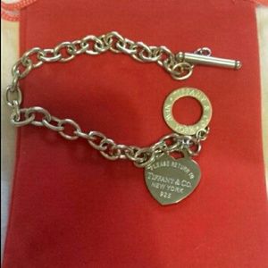 Heart tag bracelet