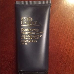 Ester Lauder Double Wear
