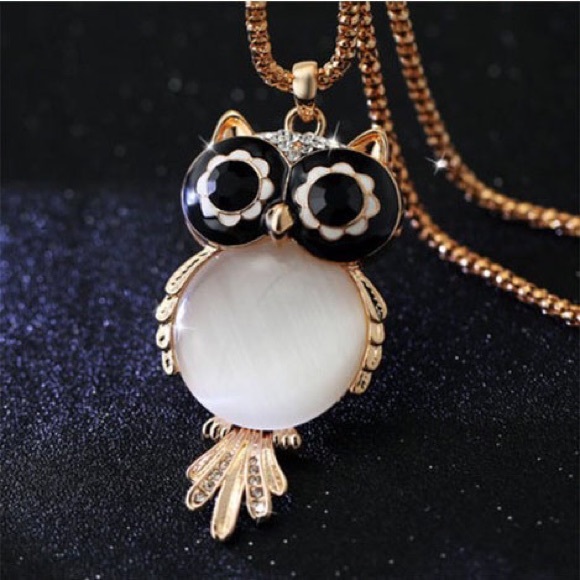 Opaque Owl necklace with rhinestone