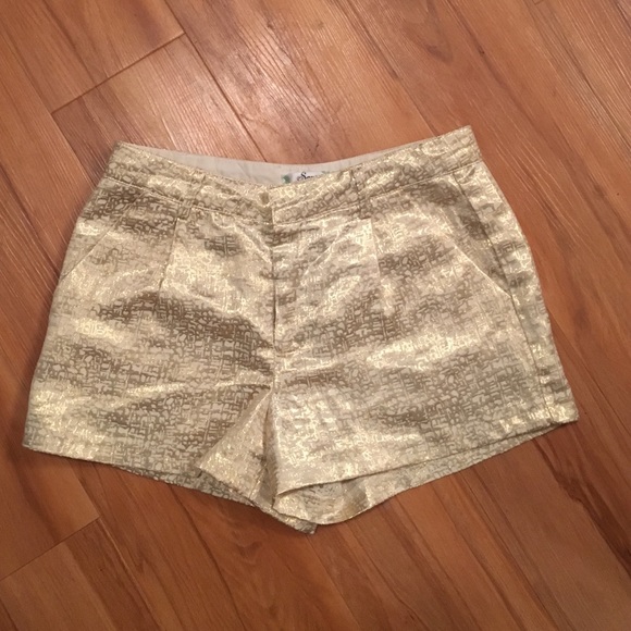Gold metallic high wasted shorts