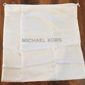 MICHAEL KORS COVER BAG
