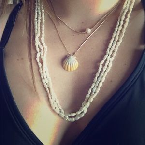 Fresh water pearl necklace